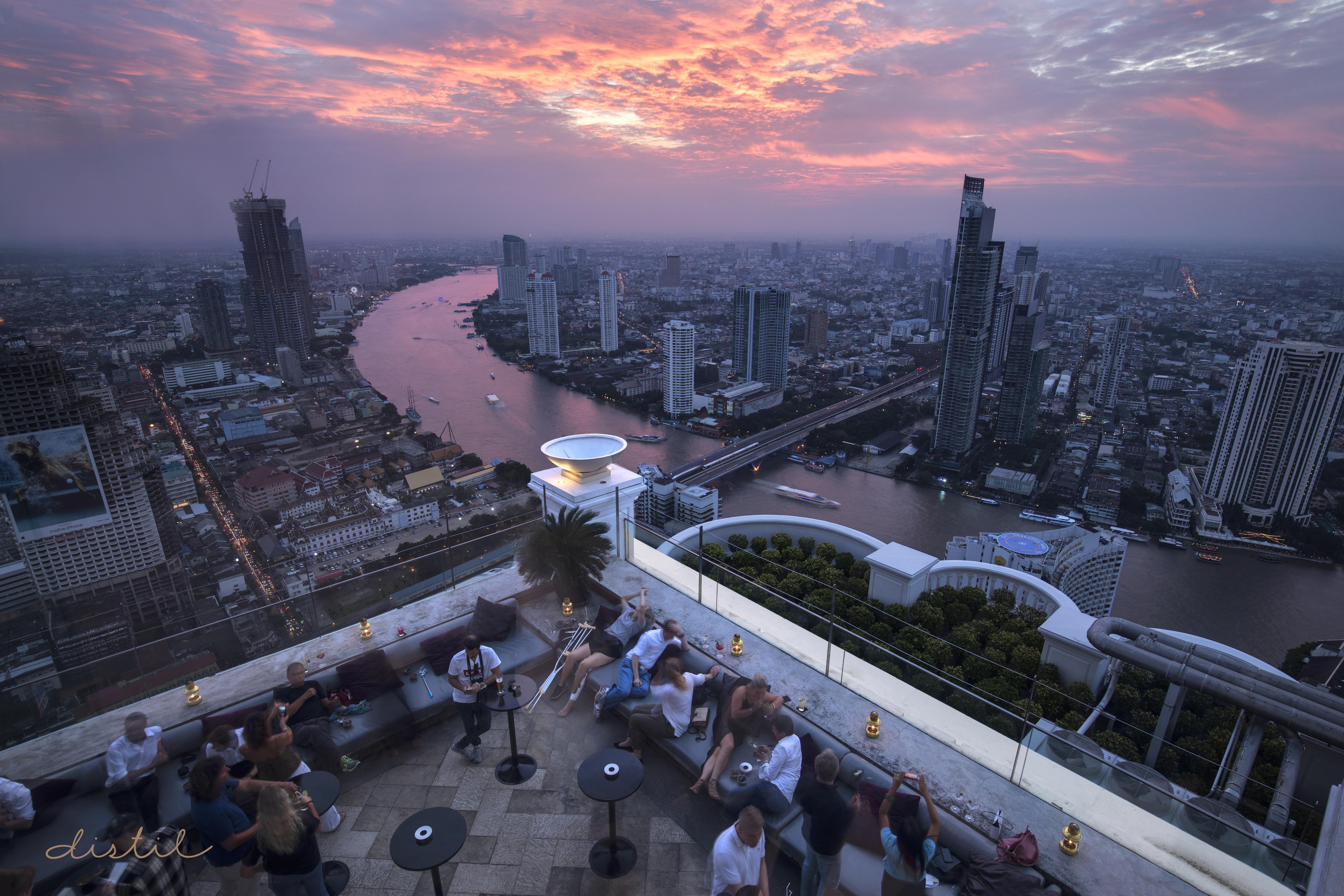 Tower Club At Lebua Hotel Bangkok Exterior photo